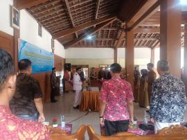 Lurah Tepus Hadiri Pelantikan Pamong Kalurahan Giripanggung